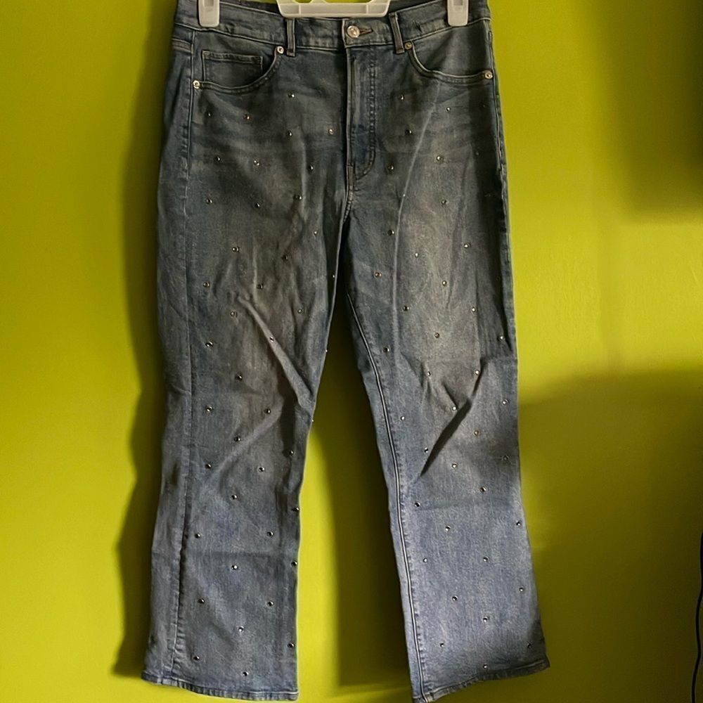 Express Stretch High Rise Cropped Flare Jeans W/Rhinestone Brads Size 10